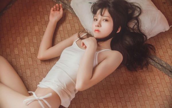 轻佻黑寡妇在线观看