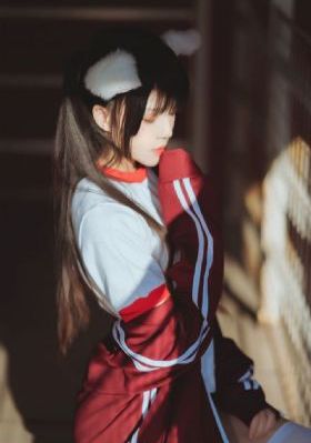 美女的裙底免费观看