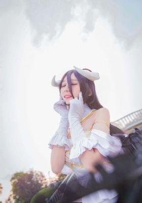 《深海》免费观看